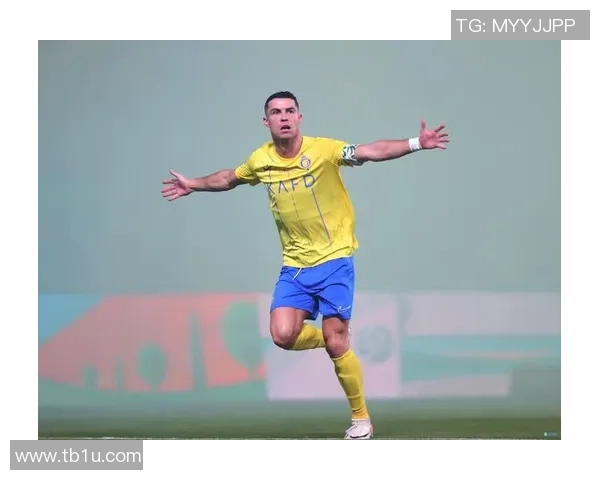 C罗手机壳热销中足球明星同款保护您的爱机时尚与个性兼备