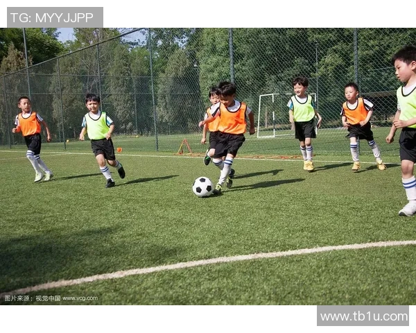 足球明星日常训练时长揭秘每天究竟要花多少时间在球场上